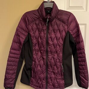 32 Degree Heat Down filled and Nylon Jacket. Good used condition. Maroon & black